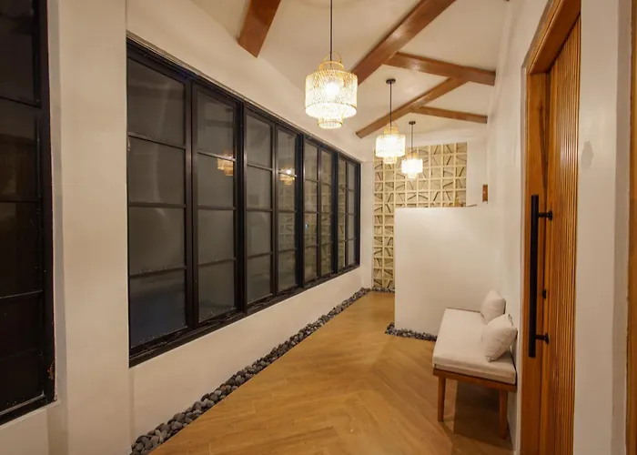 Mahandita Uma Iii 2br Private Pool Modern