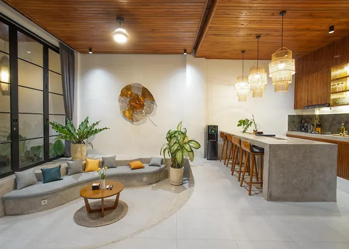 Mahandita Uma Iii 2br Private Pool Modern