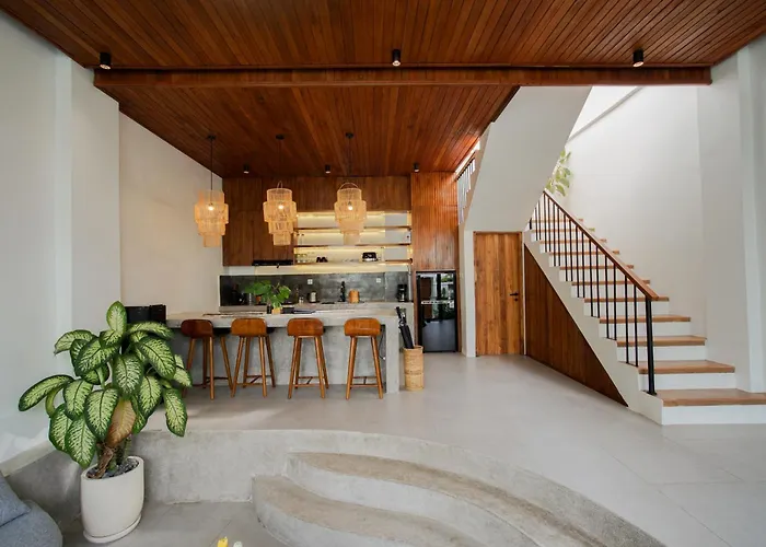 Mahandita Uma Iii 2br Private Pool Modern